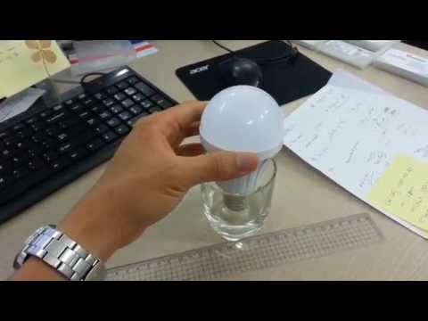 Video Đèn LED tự sáng - Rechargeable emergency light bulb... - youtube