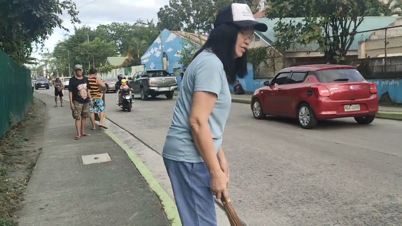 Clean up drive at Brgy Corregidor by SB official sama sama tulong tulong together ✅