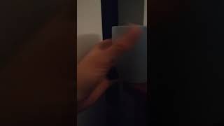 how to hold a cup