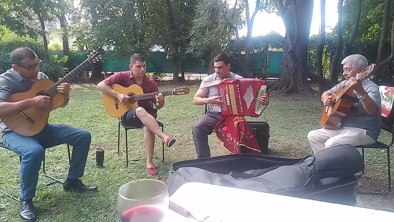 Chamamé : La llorona (M. Valenzuela) 