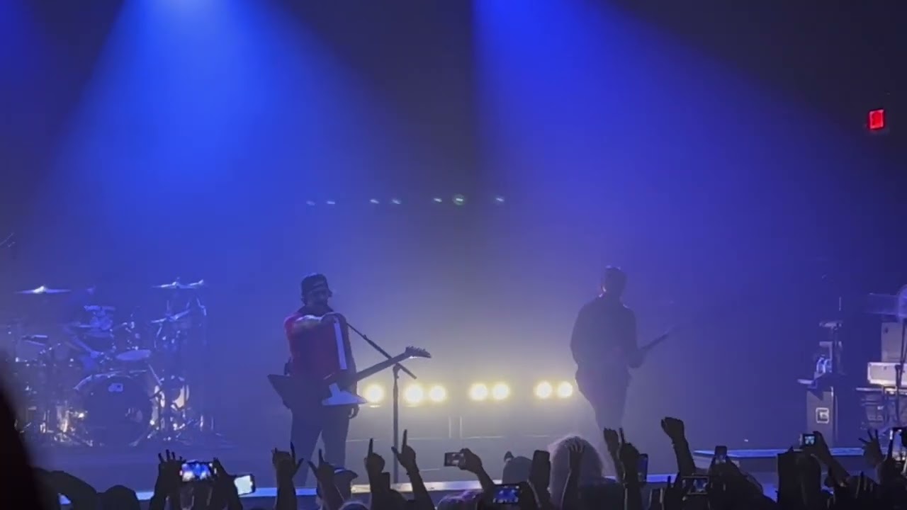 Pierce The Veil - So Far So Fake 11/26/2023 at Kemba Live!