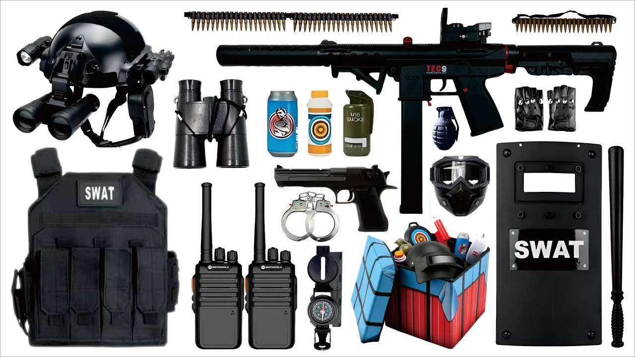 Open the box to collect toy guns, TEC9 assault rifles, M1911 pistols, walkie talkies, shields