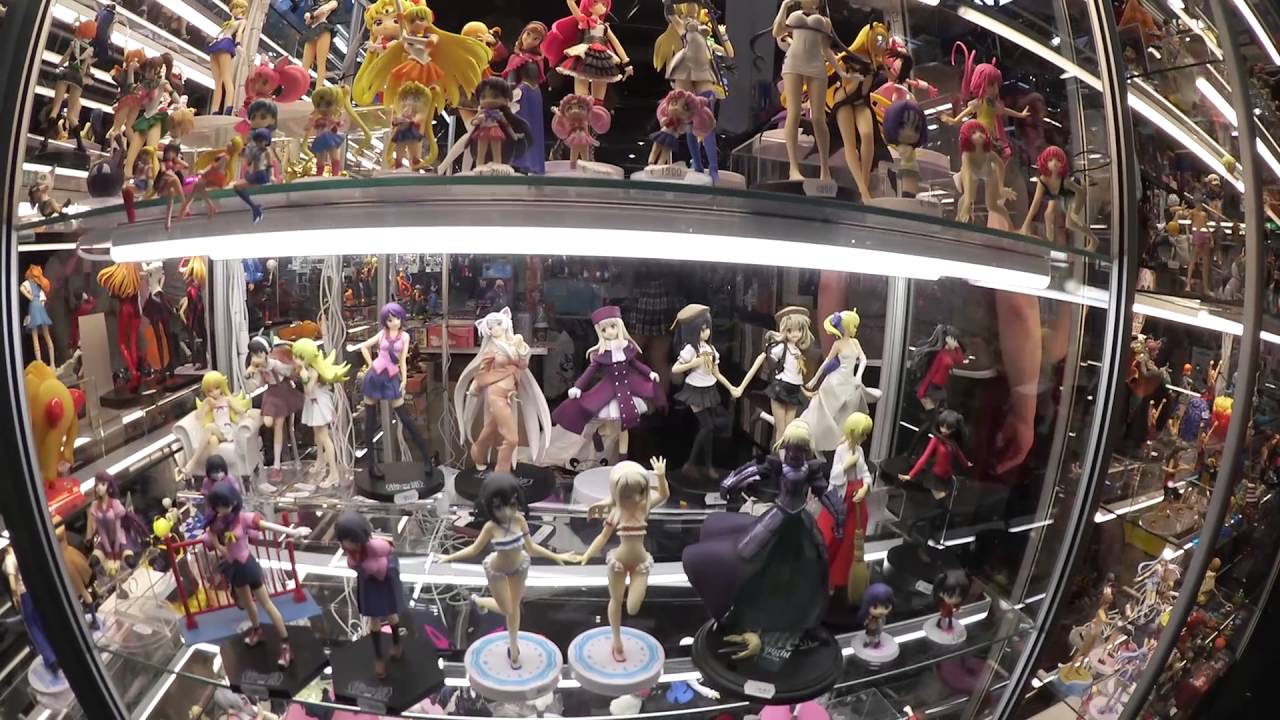 Dokomi 2016 Samstag: Die Schlange nimmt kein Ende