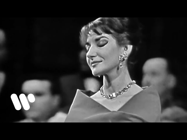 Maria Callas sings Casta Diva (Bellini: Norma, Act 1) class=