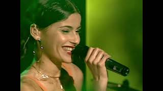 Nelly Furtado - I'm Like A Bird (Top Pops 09.03.2001) (Upscaled)