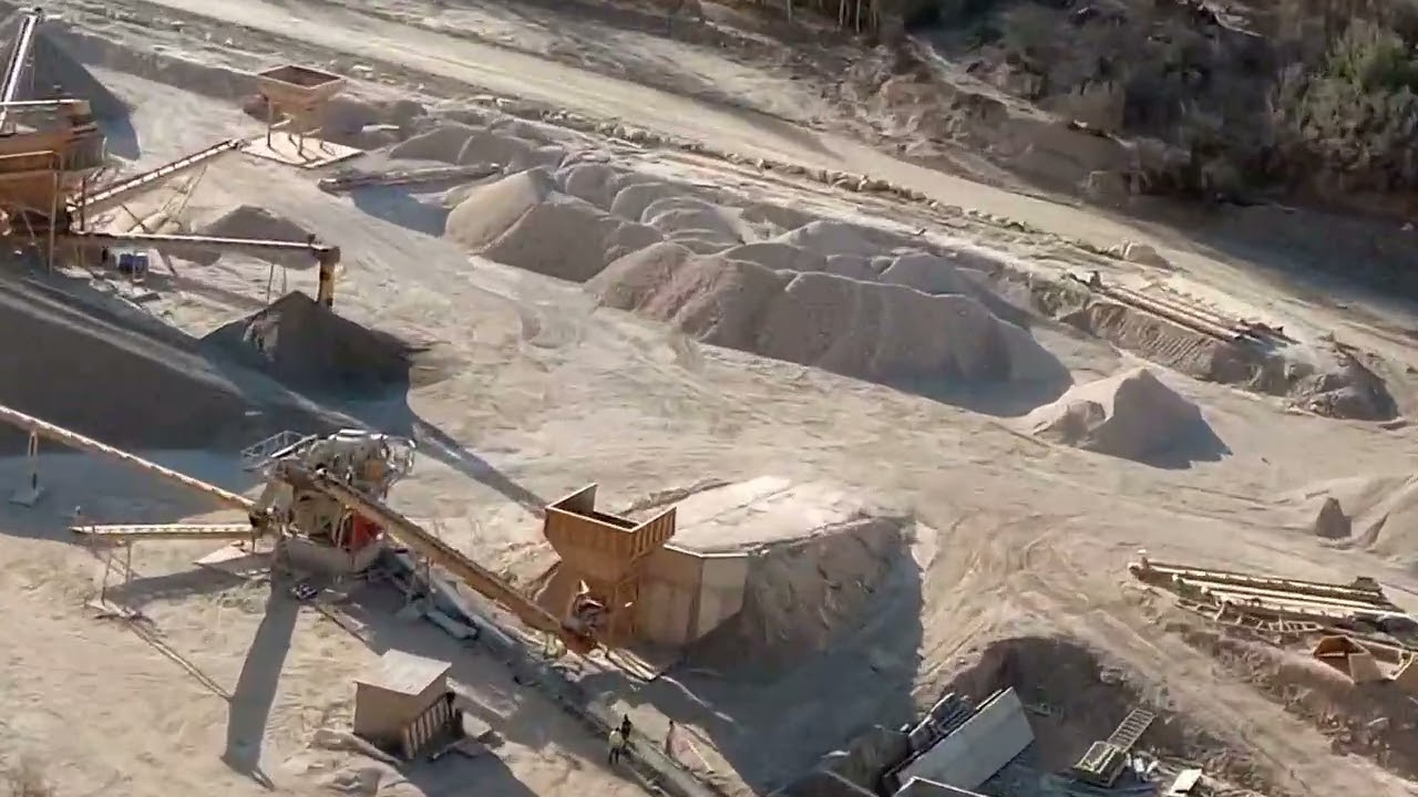 طريقي من إيمنتانوت إلى أشغال سد بلعوان جماعة سيدي غانم سكساوة
