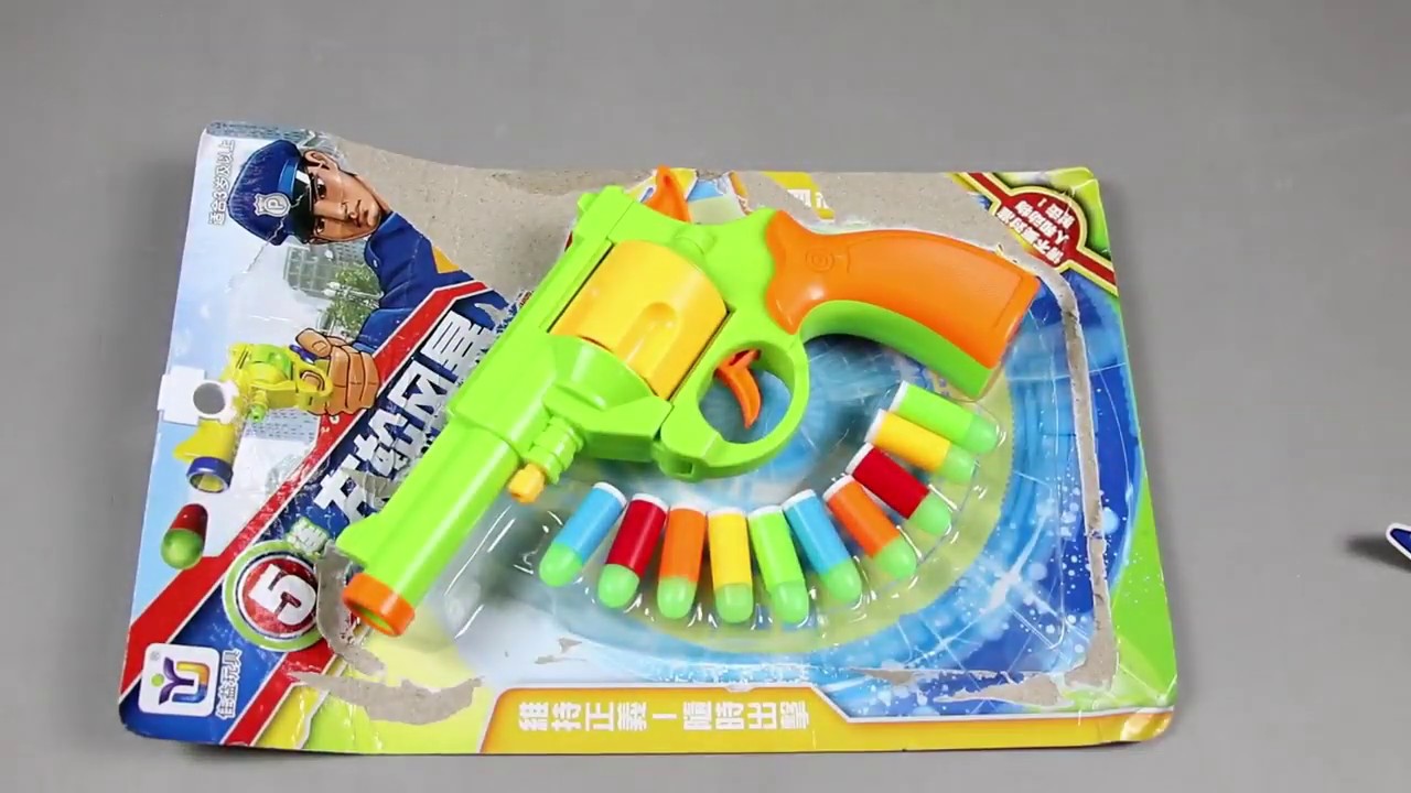 Box Full of Toy Gun Realistic 1 1 Scale 45 ACP Bulldog Revolver !!Fire