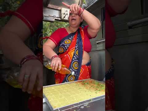 Video: Kakšen je okus khaman dhokla?