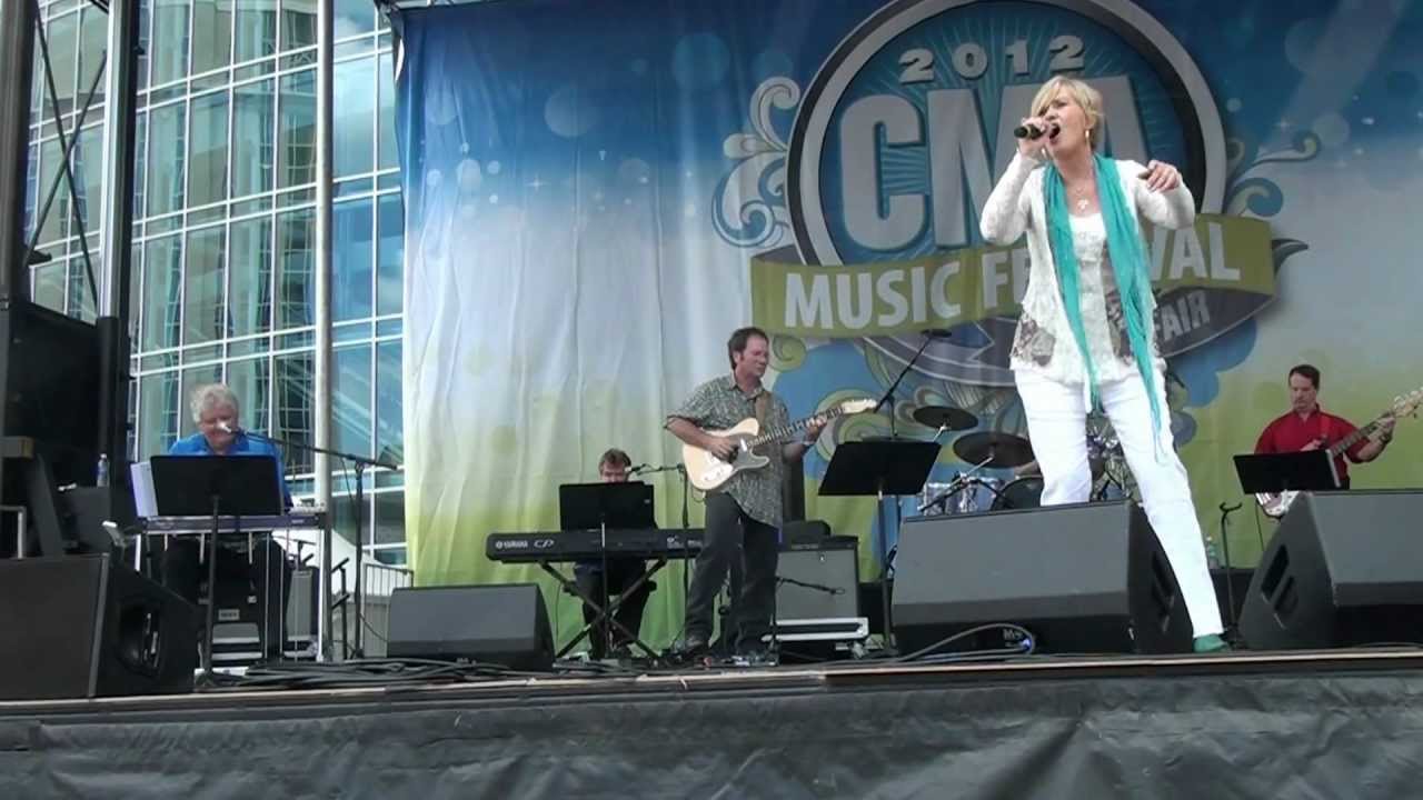 Janie Fricke - He's A Heartache (Looking For A Place To Happen)