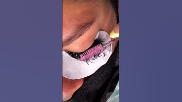 Removing outgrown lashes