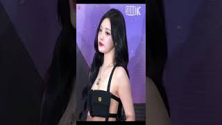 옆구리 부분이 시원하게 파인 블랙드레스 에스파 닝닝 #shorts #닝닝