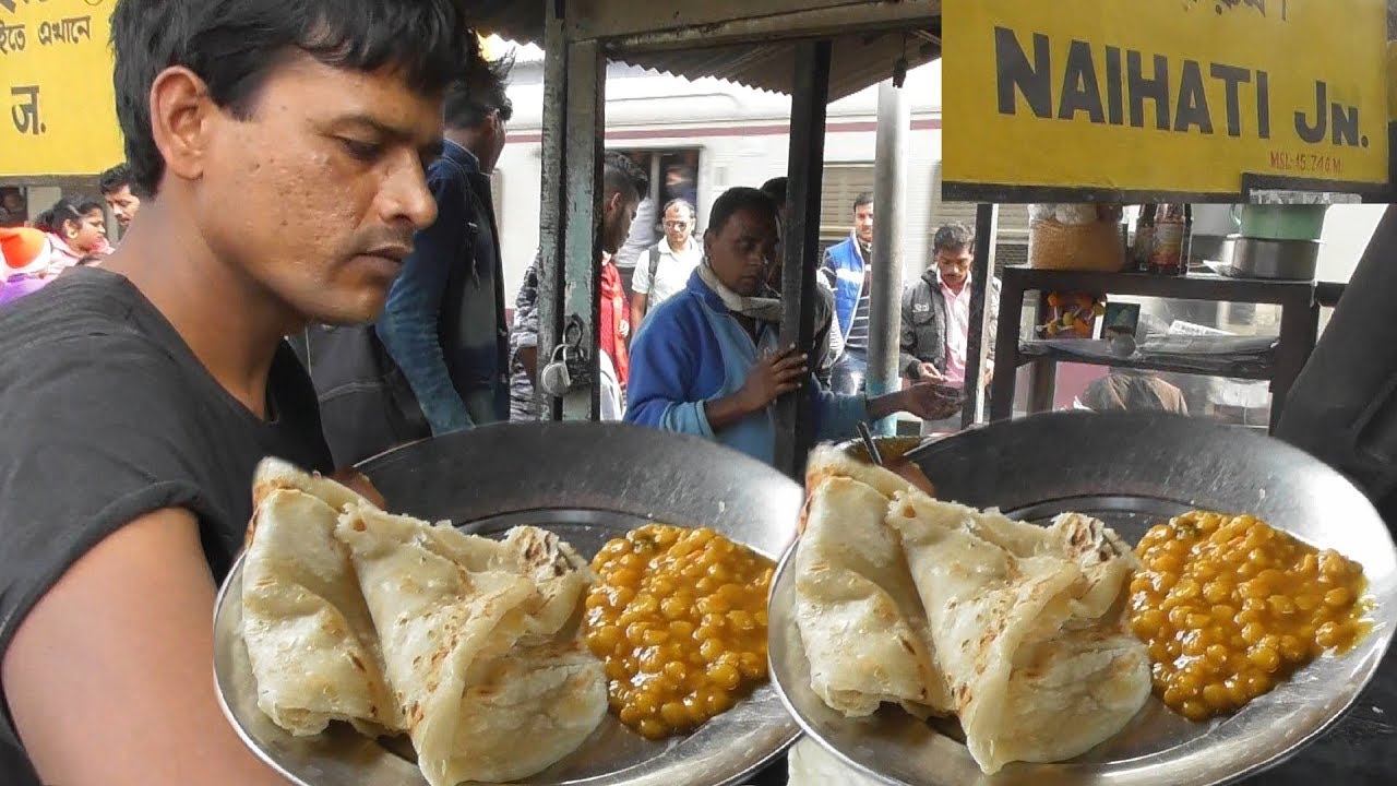 Its a Breakfast Time in Indian Railway Station - 2 Paratha with Dal Curry 10 rs ($ 0.14 ) Only | Indian Food Loves You