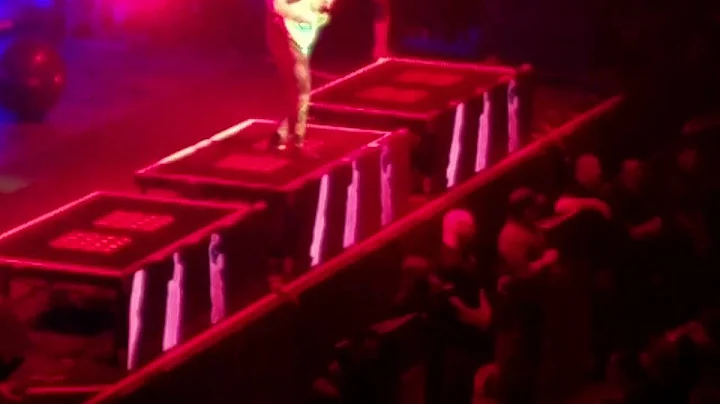 Rob zombie LIVE awesome John 5 guitar solo bossier...