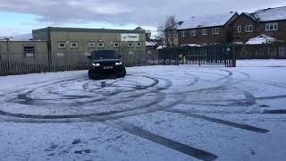 Range Rover svr sound drift donut snow