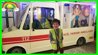 Yusuf Acil Servis Doktoru Oldu Ambulansa Bindi Hastaya İyileştirdi