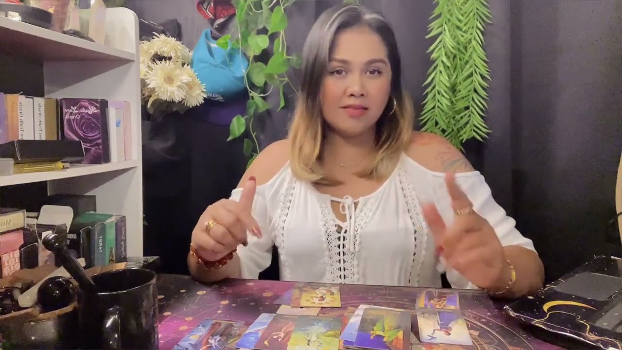 Hindi mo expect na ito pala yung totoong nararamdaman niya. #lovereading #tarot #tarotreading 