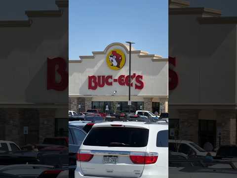 Supercharging my Tesla at the FIRST Buc-ee’s in Colorado! 🦫