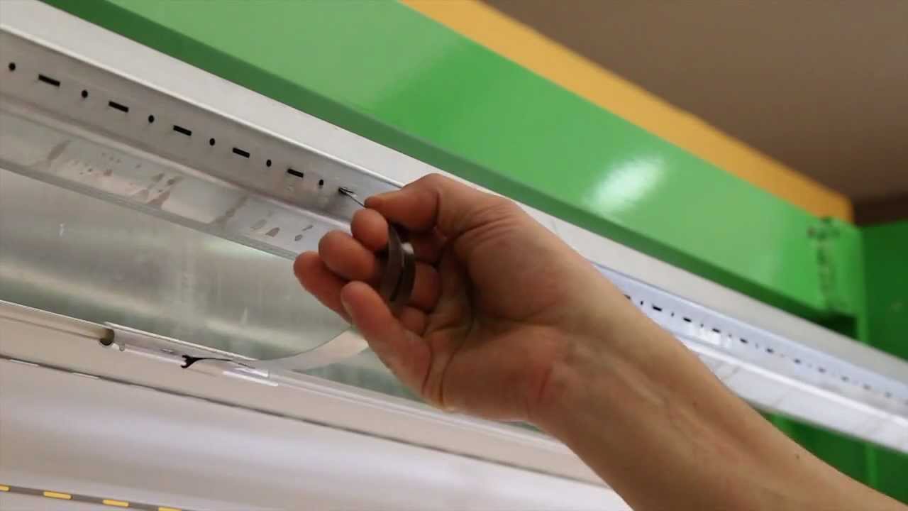 Come installare una tapparella rogiamstore youtube Installazione tapparelle elettriche