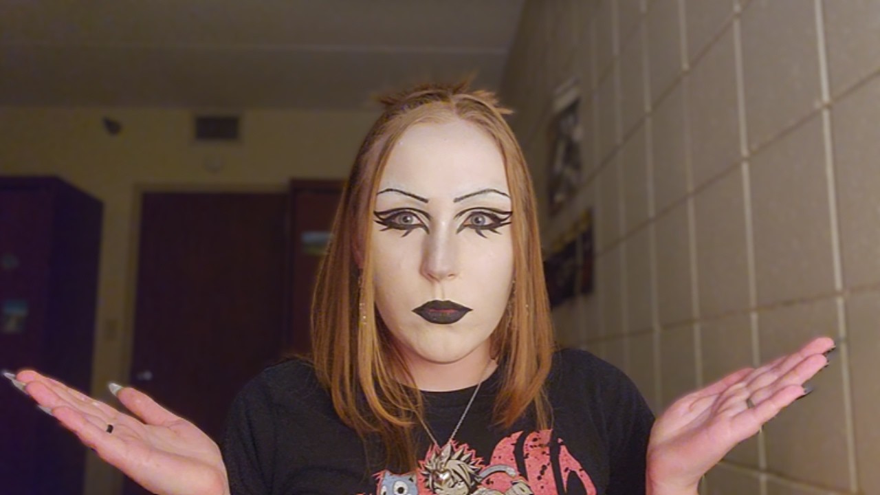 LET'S DO ANOTHER GOTHIC MAKEUP LOOK!