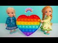 Trading Fidget Toys! Elsa Anna Last Day of School -Teacher gets cross