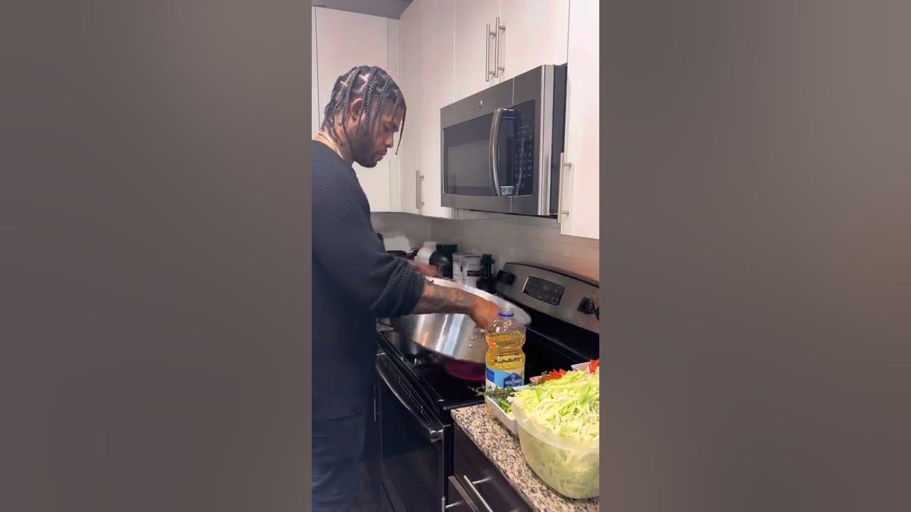 OXTAIL ,RICE & PEAS AND STEAMED VEGETABLES … YARD MAN STYLE YouTube