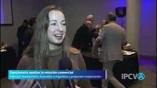 3559- La embajadora de Bielorrusia fascinada con la carne Argentina
