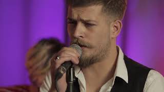 Video thumbnail of "Xhaner -  Kur do t'pushoj kjo kenge | LIVE at Maqina"