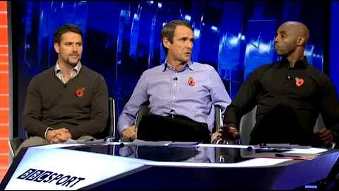 Alan Hansen ruins Michael Owen and Jason Roberts o...