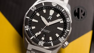 RZE Aspirare Titanium Watch Review. A Dive Watch That Bucks The Small Watch Trend.