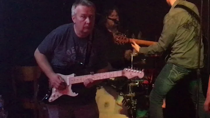 Bitch Meredith Brooks live cover