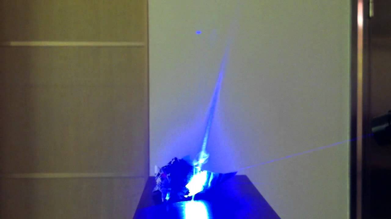1W 445nm blue laser pointer burn news paper YouTube