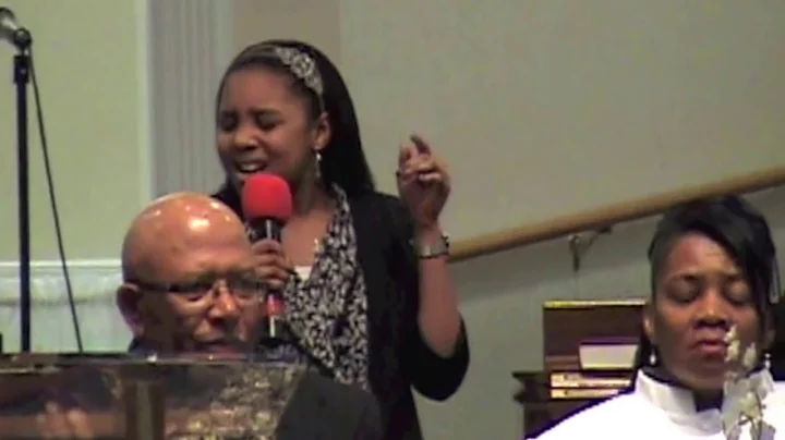 11 yr/old Jayna sings "His Eye Is On The Sparrow"