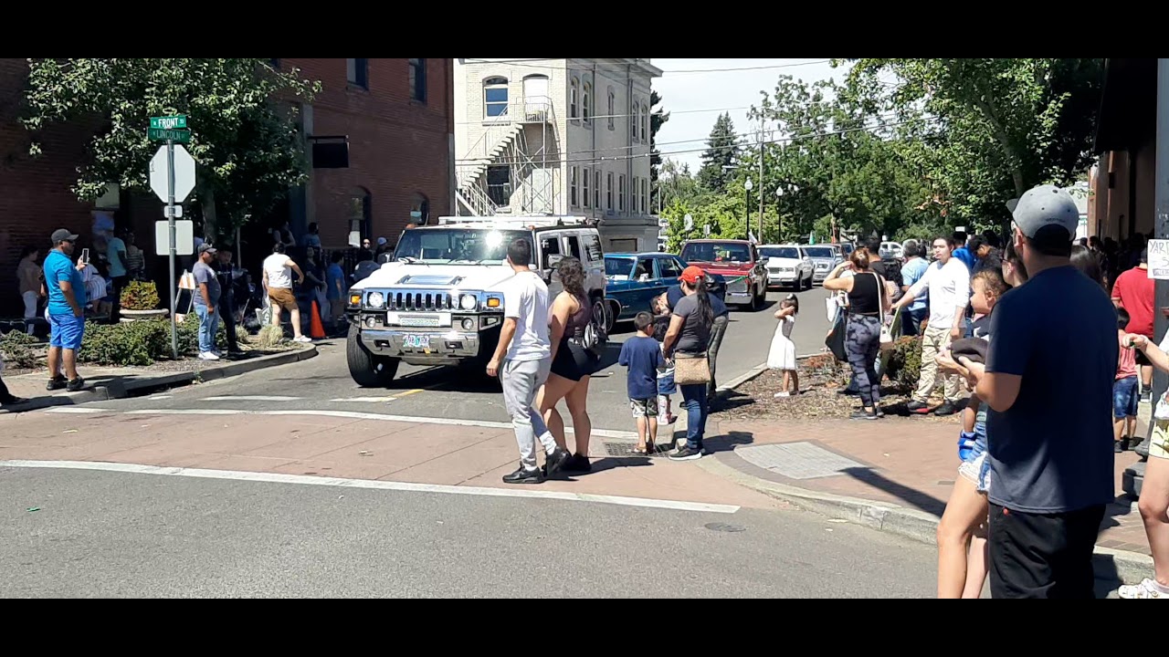 Woodburn Oregon. desfile parade YouTube