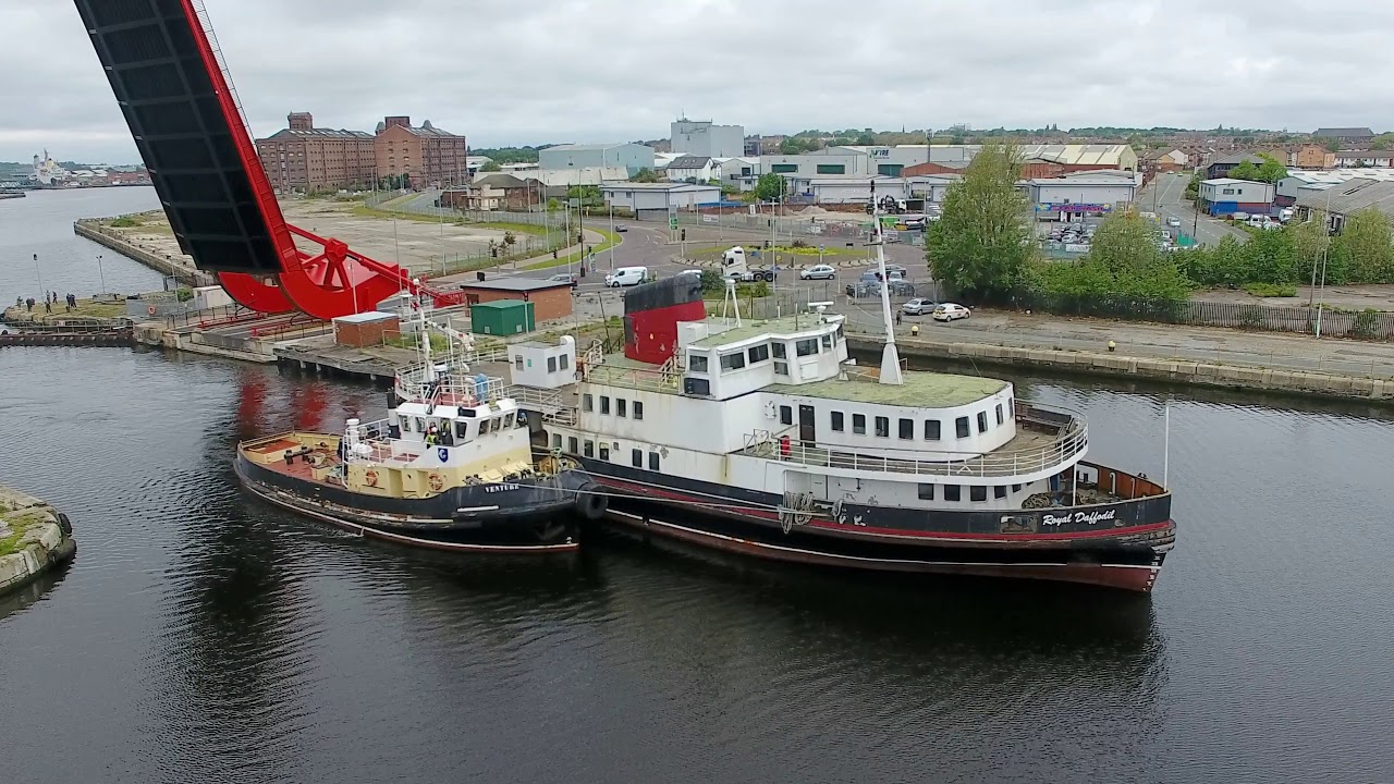 Royal Daffodil says goodbye to Birkenhead YouTube