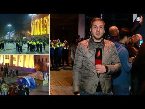 საპროტესტო აქცია ბიძინა ივანიშვილის ბიზნეს-ცენტრთან