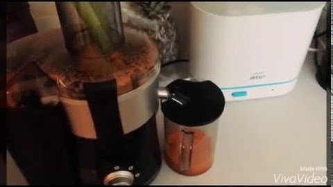 Carrot, apple and celery juice using a juicer