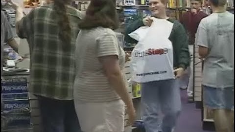 Unboxing a PS2 on October 26, 2000 [Launch Day]