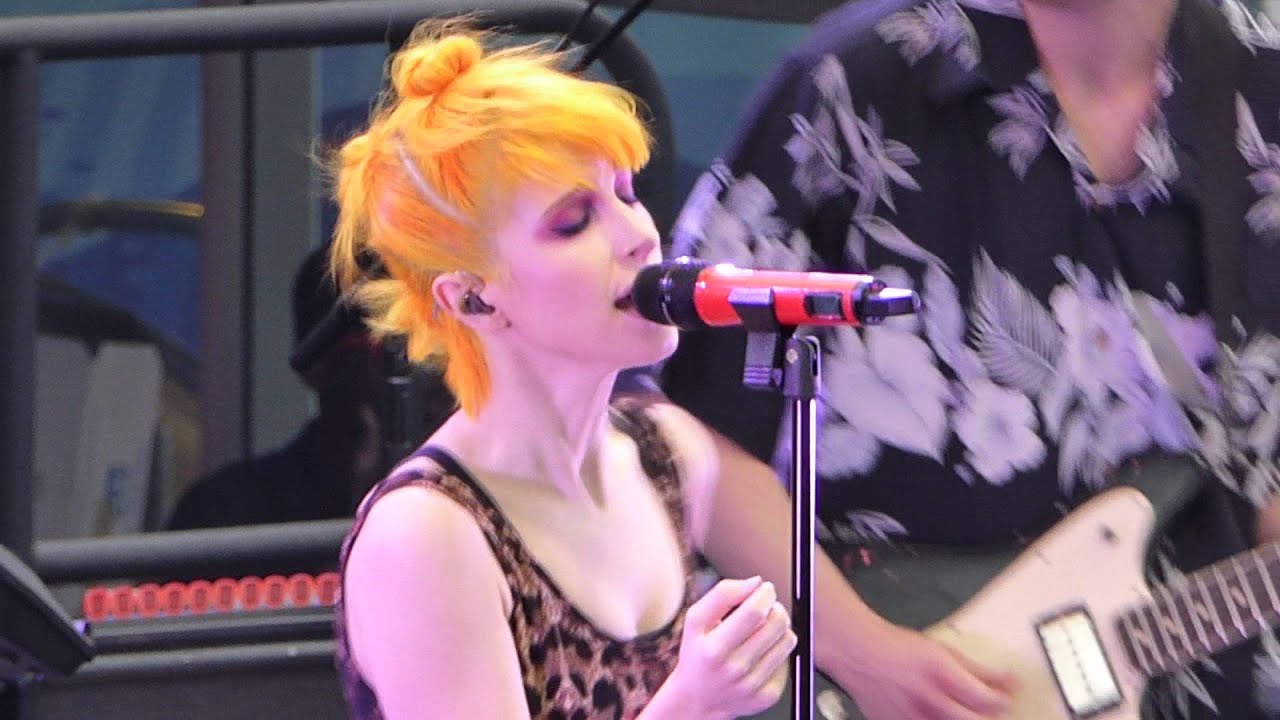 1/17 Paramore - Brighter @ Parahoy (Show #1) 3/05/16