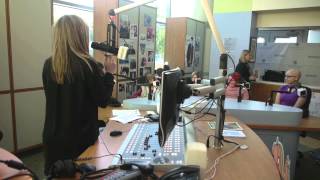 Selena Gomez Surprises Patients At Levine Childrens Hospital