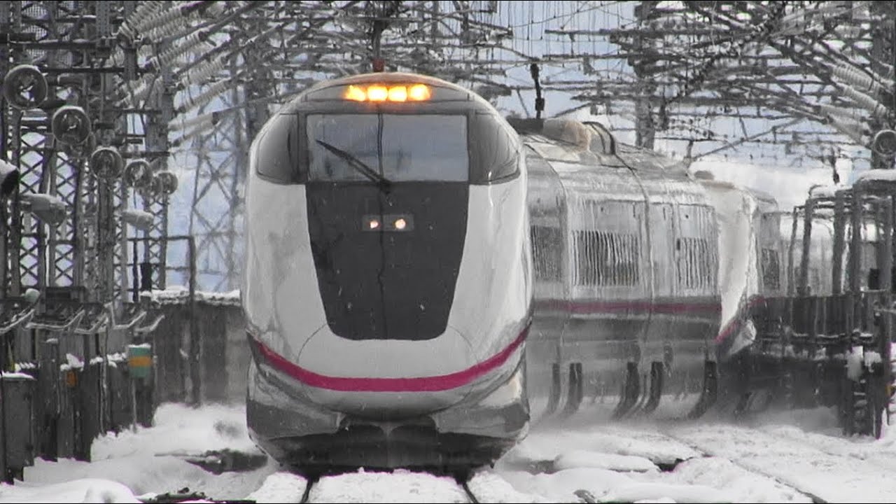 Ｅ3系秋田新幹線 Amazon | Nゲージ車両 E3系秋田新幹線 (こまち) 92725 | 鉄道模型 通販