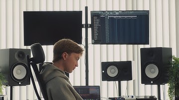 Making 4 CRAZY Beats for TRAVIS SCOTT & DON TOLIVER in the Studio using my loops