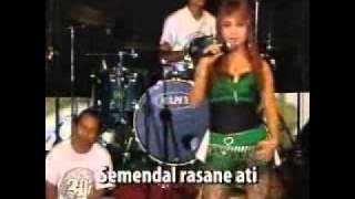 Renny Farida - Gugat nang sopo.flv