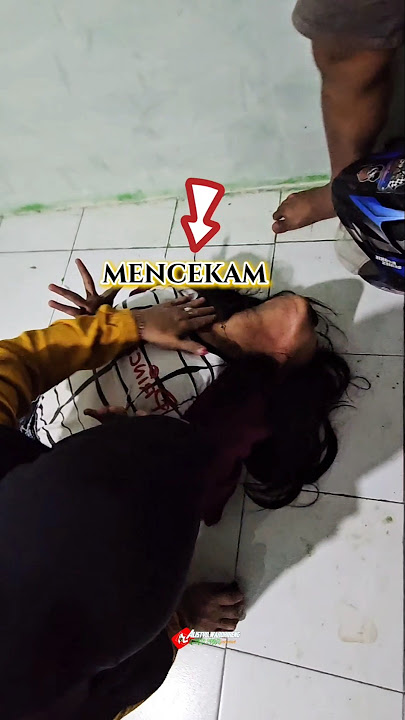 gadis pencekam kerasukan roh jahat #jaranan #kesurupan #kudalumping #reogngamuk