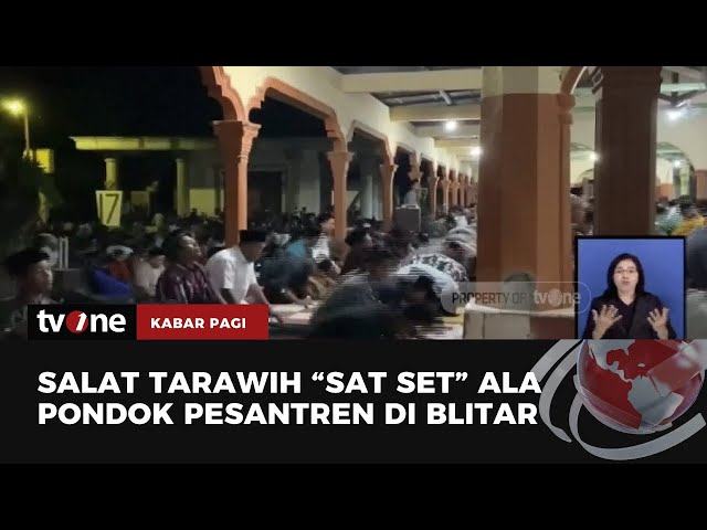 Mengenal Tradisi Salat Tarawih Cepat di Ponpes Mambaul Hikam Blitar | Kabar Pagi tvOne class=