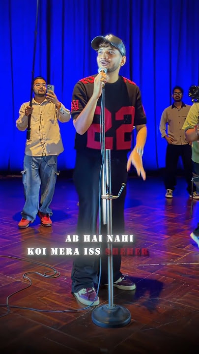 Munawar Faruqui shayri during delhi stand up comedy show dhando tour jo lelo jaan by Munawar