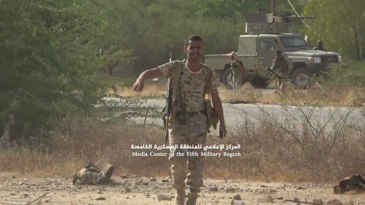 فيما أسقطت ثمان طائرات مسيرة .. المنطقة الخامسة تضيق الخناق على المليشيا في عمق مدينة حرض