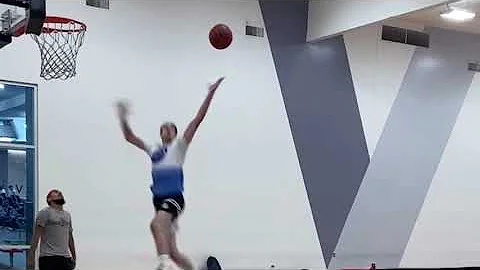 Jared Roth HIGHEST one foot Dunker in the World Fly City Mix