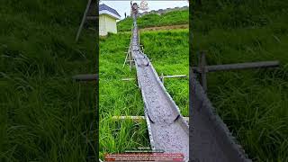Concrete Conveyor Machine Flowing 12 m³ During Slope Work