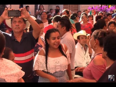 el campo cycle center mujeres bailan Mix Cumbia, se puso bueno el ambiente !