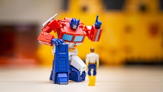 An AMAZING Miniature Masterpiece Optimus Prime. Magic Square MS-B46 Light of Victory Review. screenshot 1